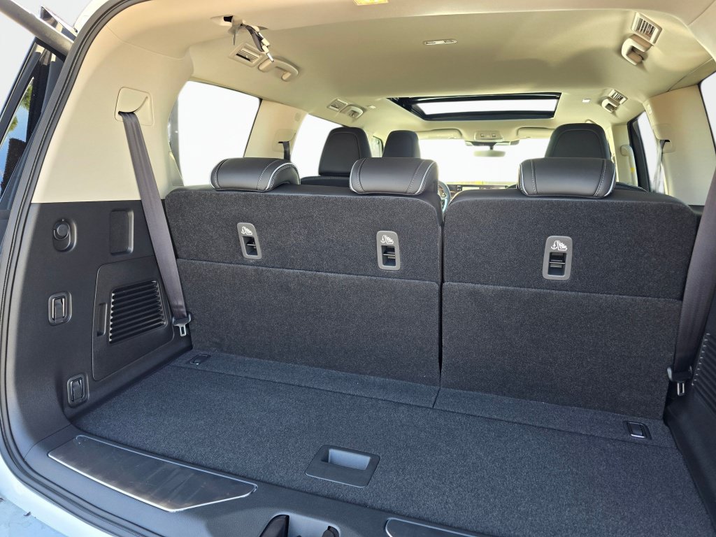 New 2027 INFINITI QX80 Luxe AWD/4WD image 21