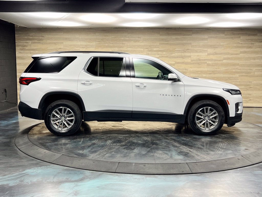 Used 2023 Chevrolet Traverse LT FWD image 27