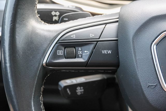 Used 2021 Audi Q8 Premium w/ Convenience Package AWD/4WD image 9
