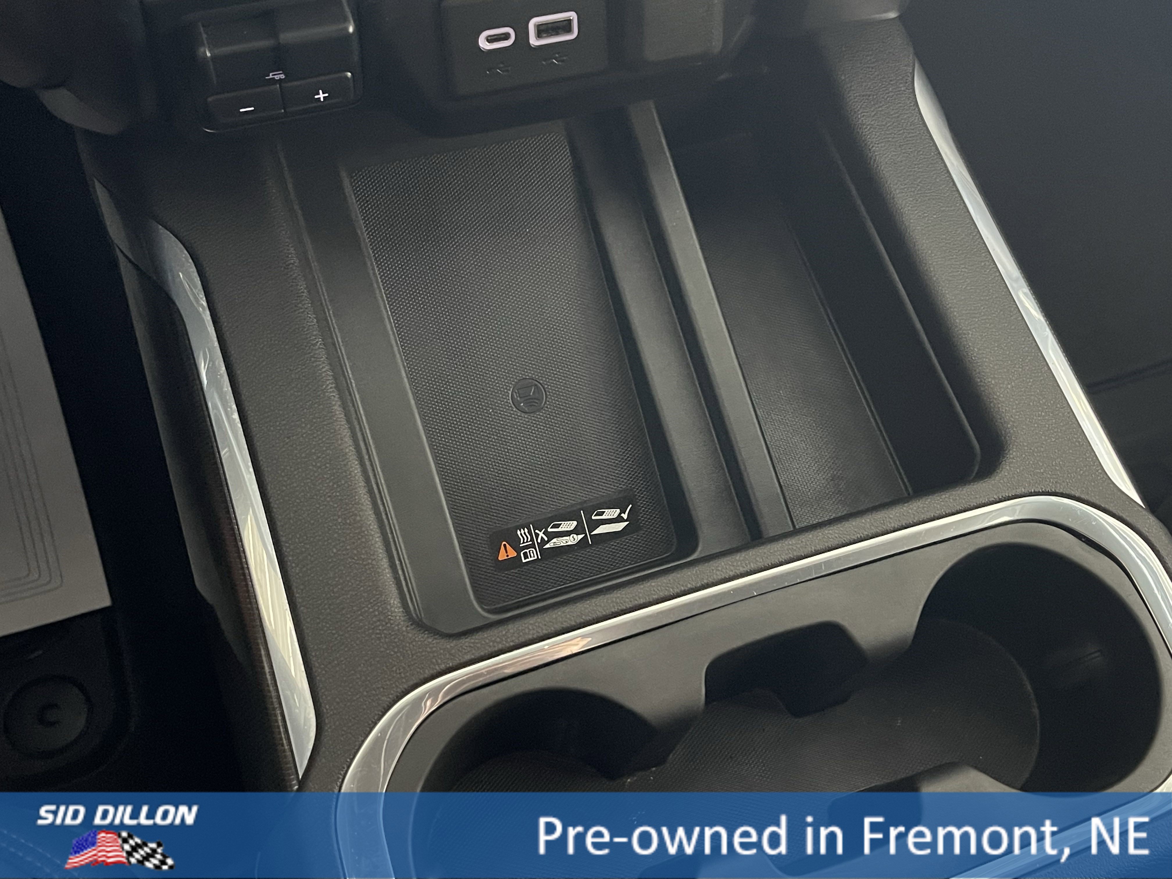 Used 2021 GMC Sierra 1500 AT4 w/ AT4 Value Package image 6