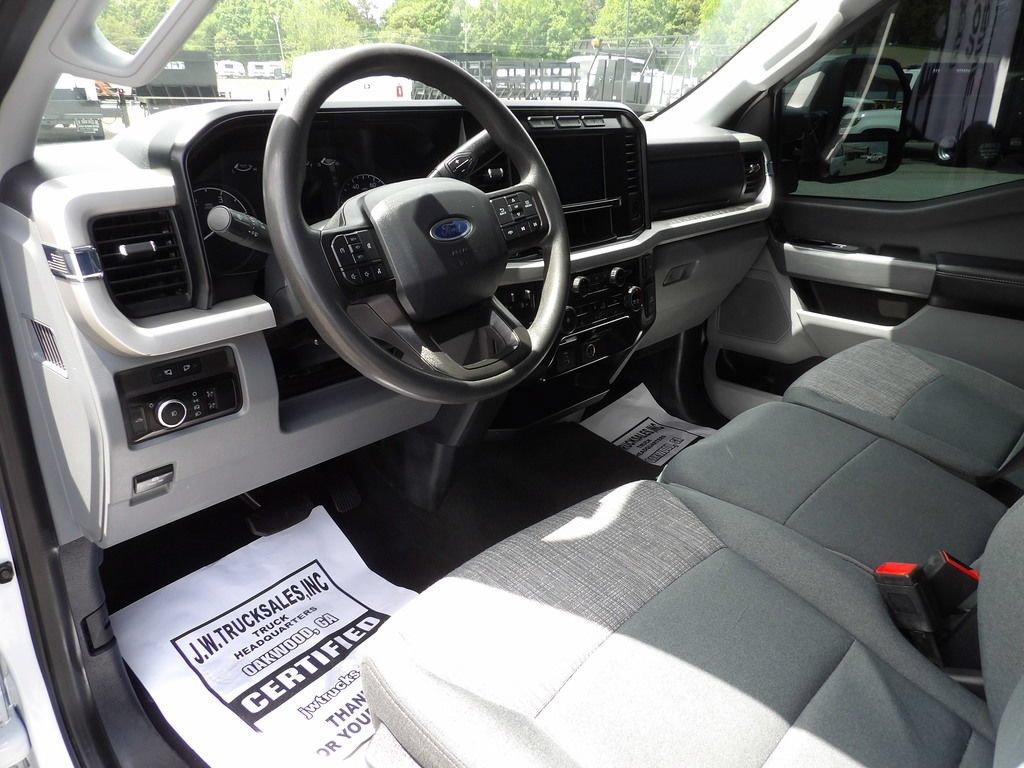 Used 2024 Ford F250 XLT w/ FX4 Off-Road Package AWD/4WD image 16