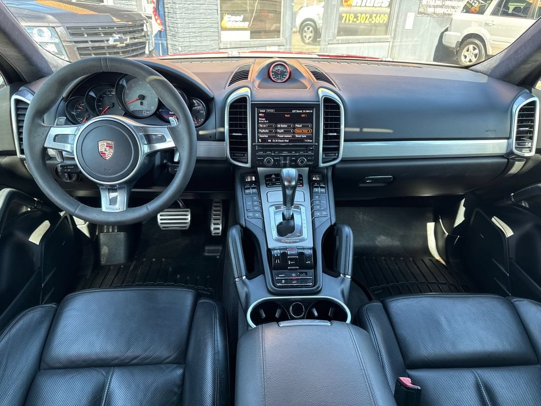 Used 2013 Porsche Cayenne GTS AWD/4WD image 21