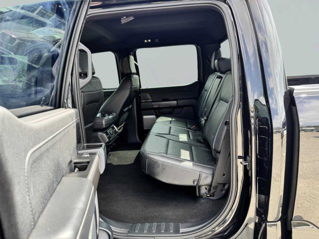Used 2024 Ford F150 Lariat w/ FX4 Off-Road Package image 34