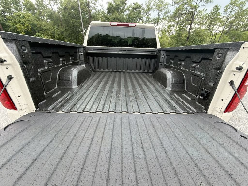 New 2026 Chevrolet Silverado 1500 Custom RWD image 7