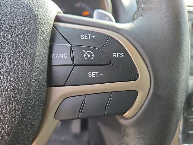 Used 2014 Jeep Grand Cherokee Laredo w/ All Weather Capability Group image 24