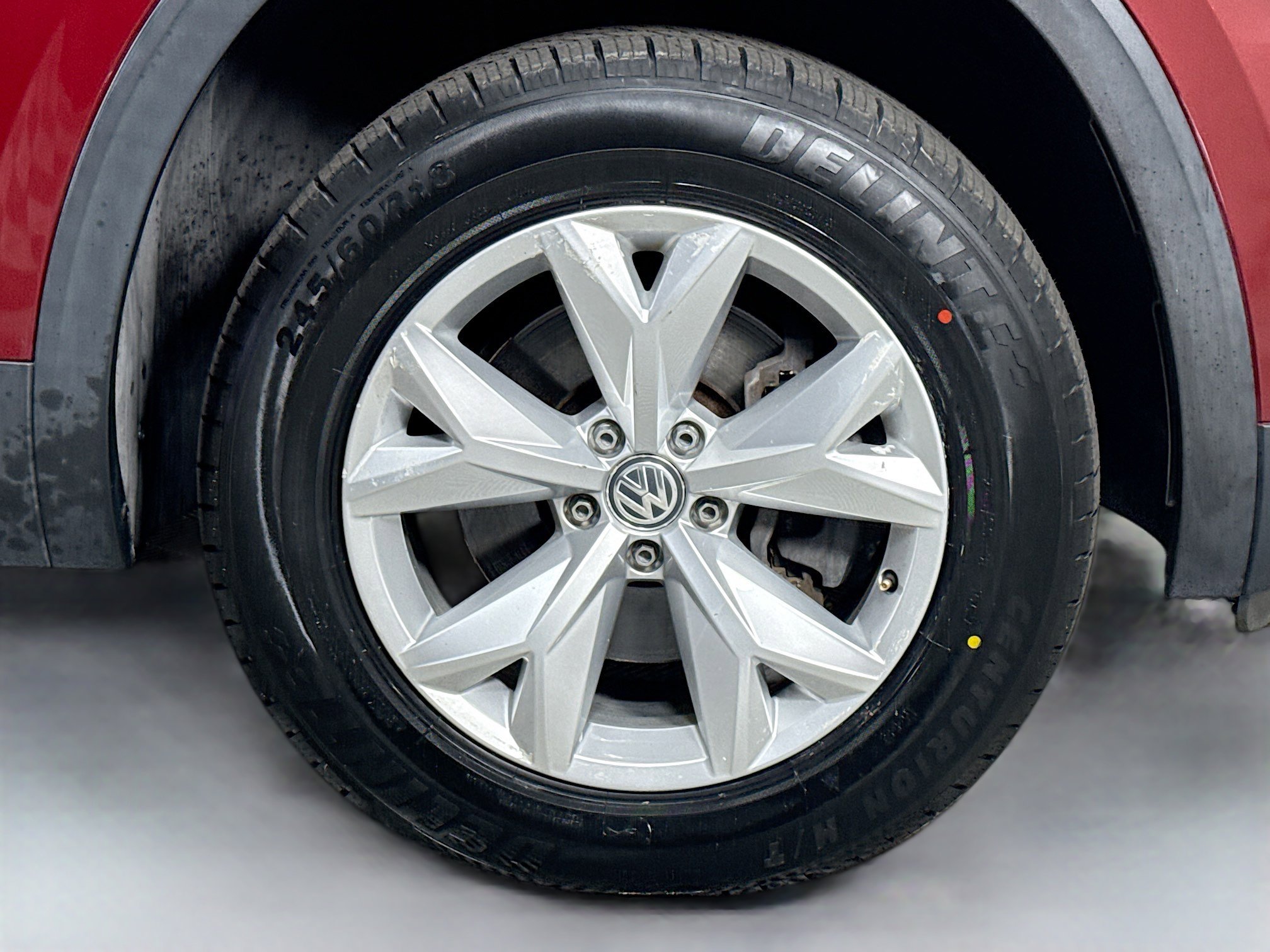 Used 2018 Volkswagen Atlas S image 32