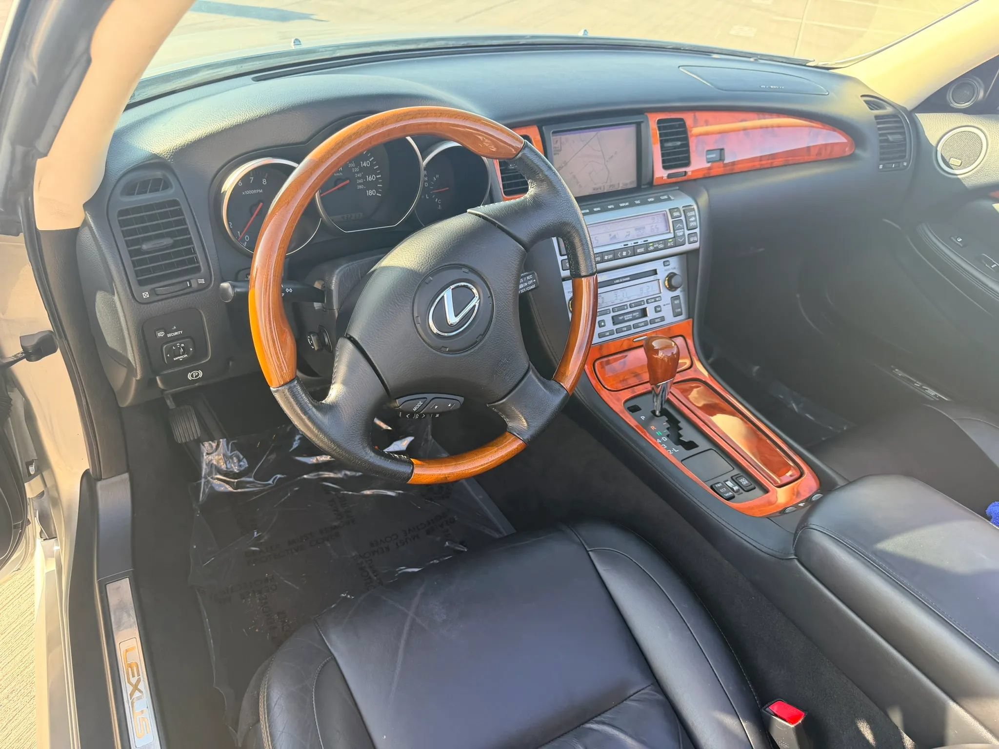 Used 2002 Lexus SC 430 Convertible RWD image 20