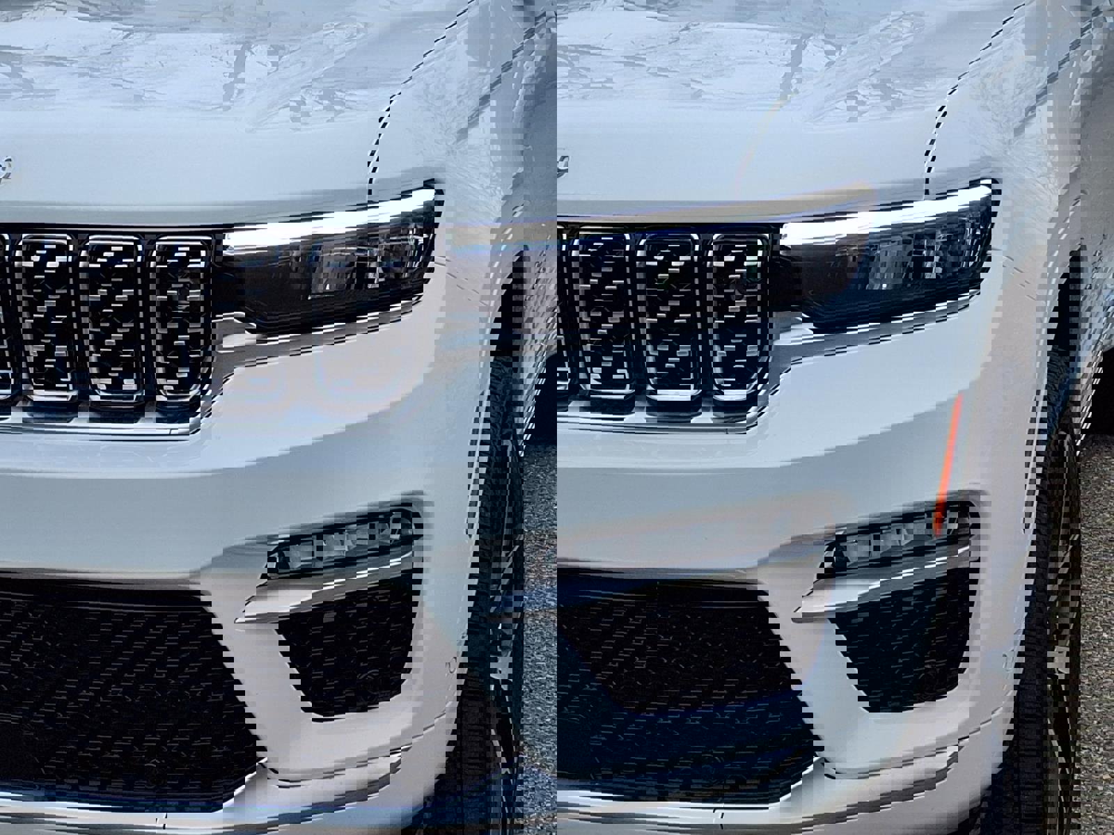 Used 2024 Jeep Grand Cherokee Summit image 27