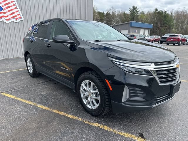 Used 2024 Chevrolet Equinox LT AWD/4WD image 3