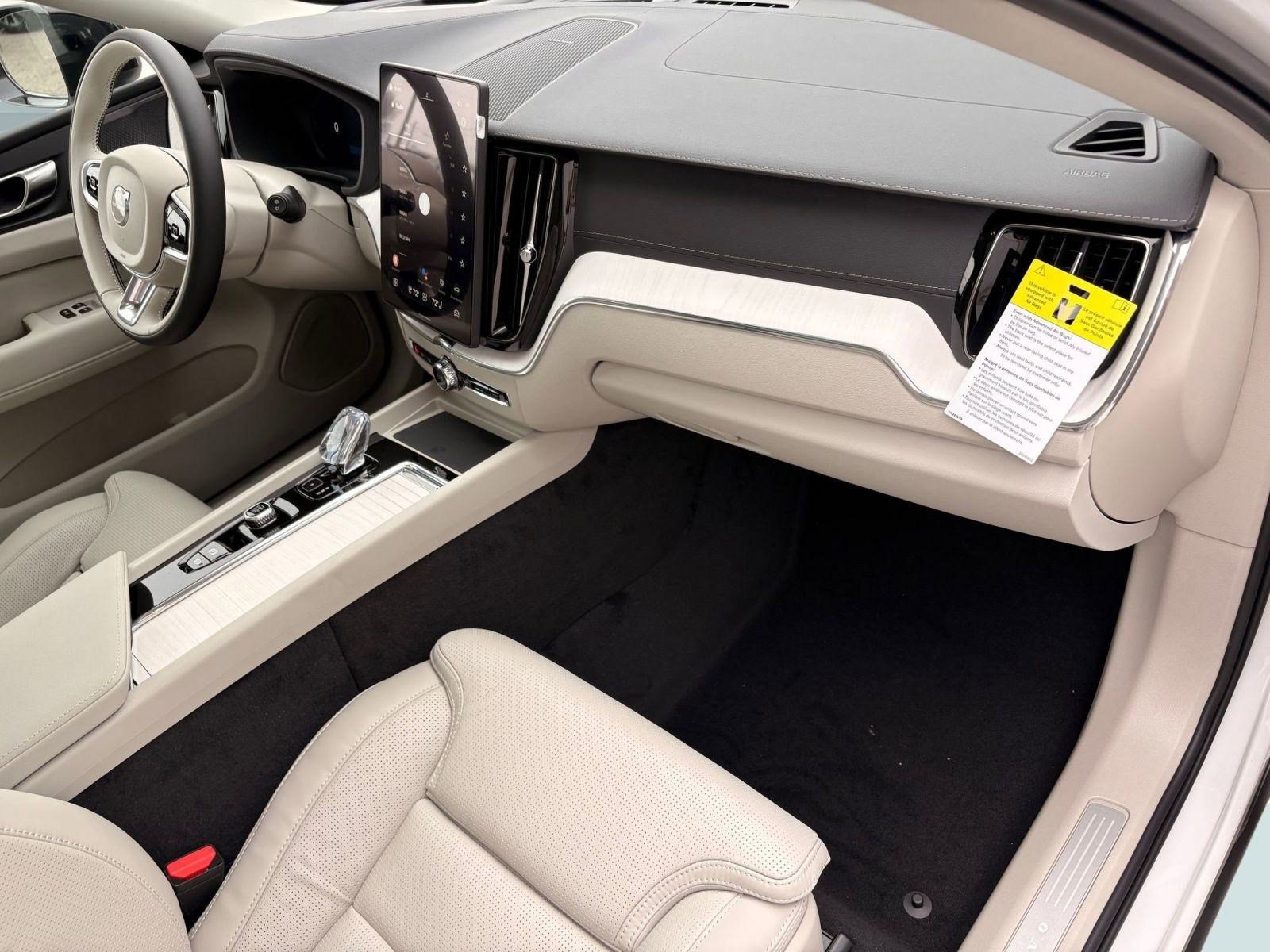 New 2026 Volvo XC60 B5 Ultra w/ Climate Package AWD/4WD image 26
