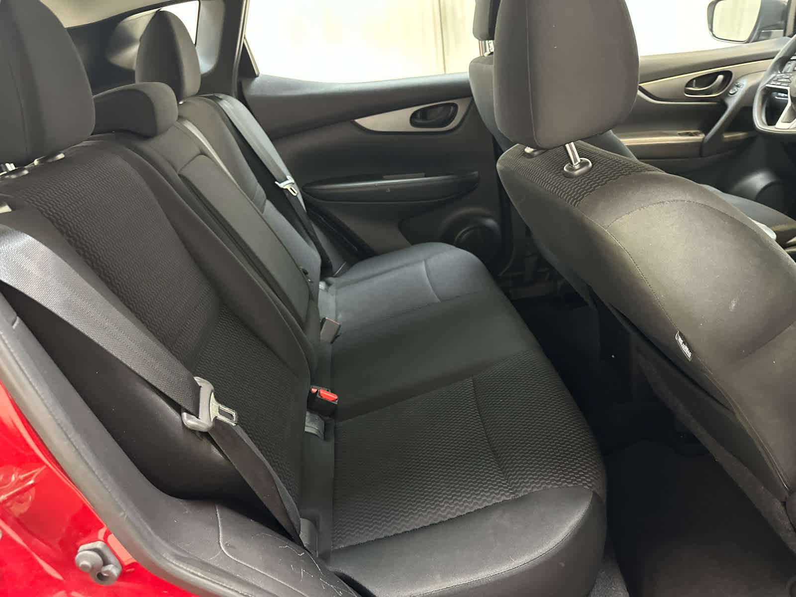 Certified 2018 Nissan Rogue Sport S w/ S Appearance Package AWD/4WD image 19