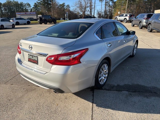 Used 2016 Nissan Altima 2.5 S w/ Power Driver Seat Package image 6
