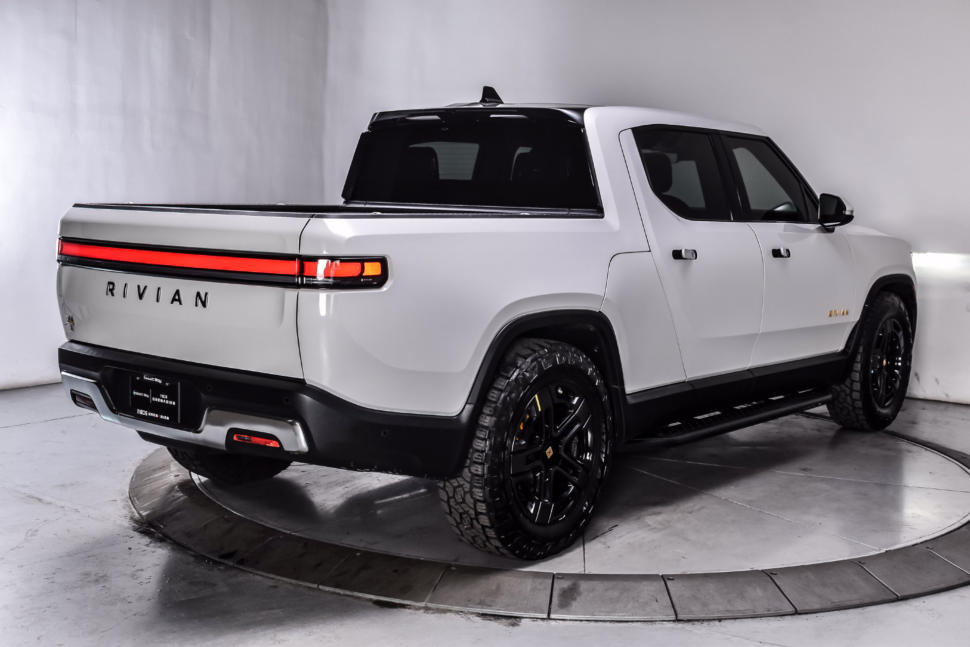 Used 2023 Rivian R1T Adventure Quad AWD/4WD image 6