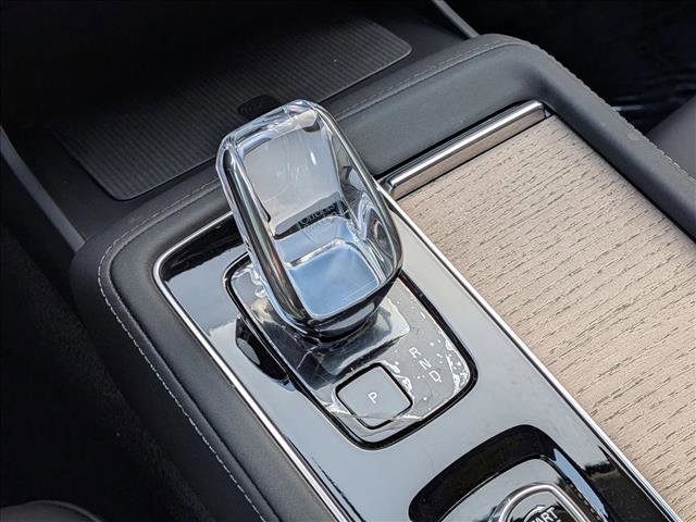 Certified 2025 Volvo XC90 T8 Plus w/ Protection Package Premier image 15