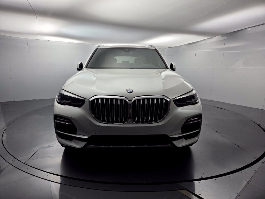 Used 2021 BMW X5 sDrive40i w/ Premium Package RWD image 3
