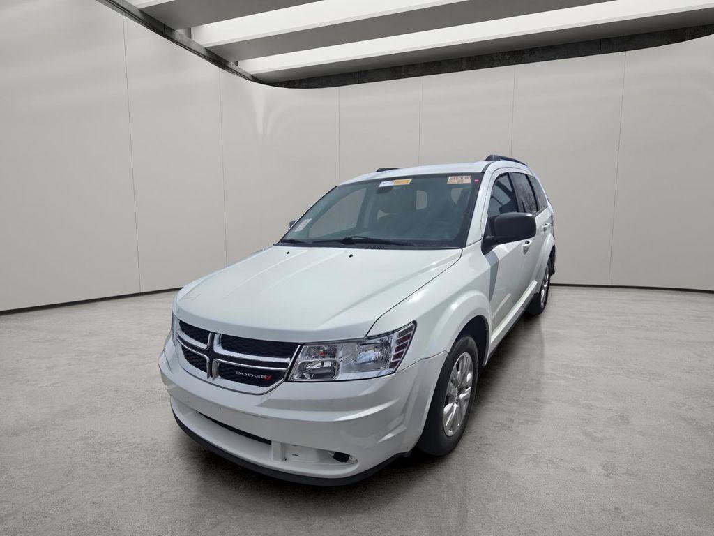 Used 2020 Dodge Journey SE image 1