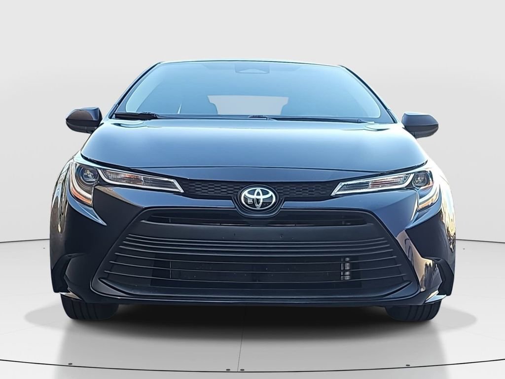 Certified 2024 Toyota Corolla LE image 2