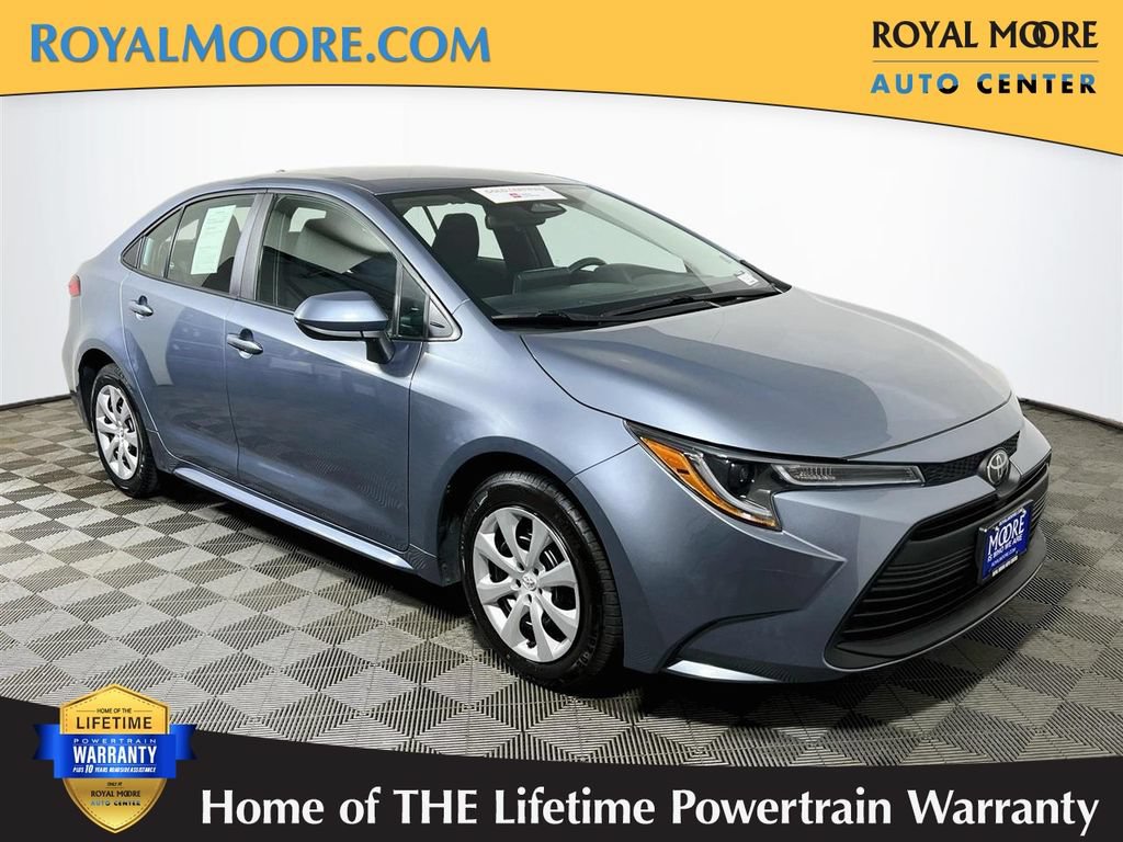 Certified 2025 Toyota Corolla LE FWD image 1