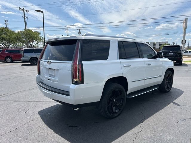 Used 2020 Cadillac Escalade Luxury AWD/4WD image 6