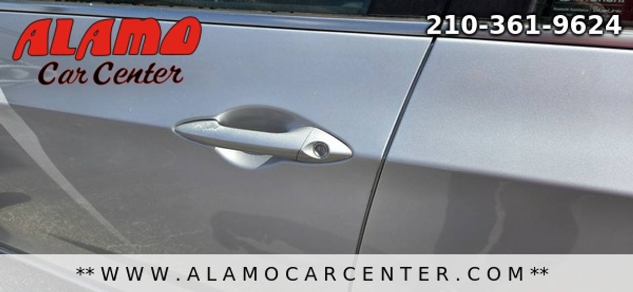 Used 2016 Hyundai Elantra GT FWD image 10