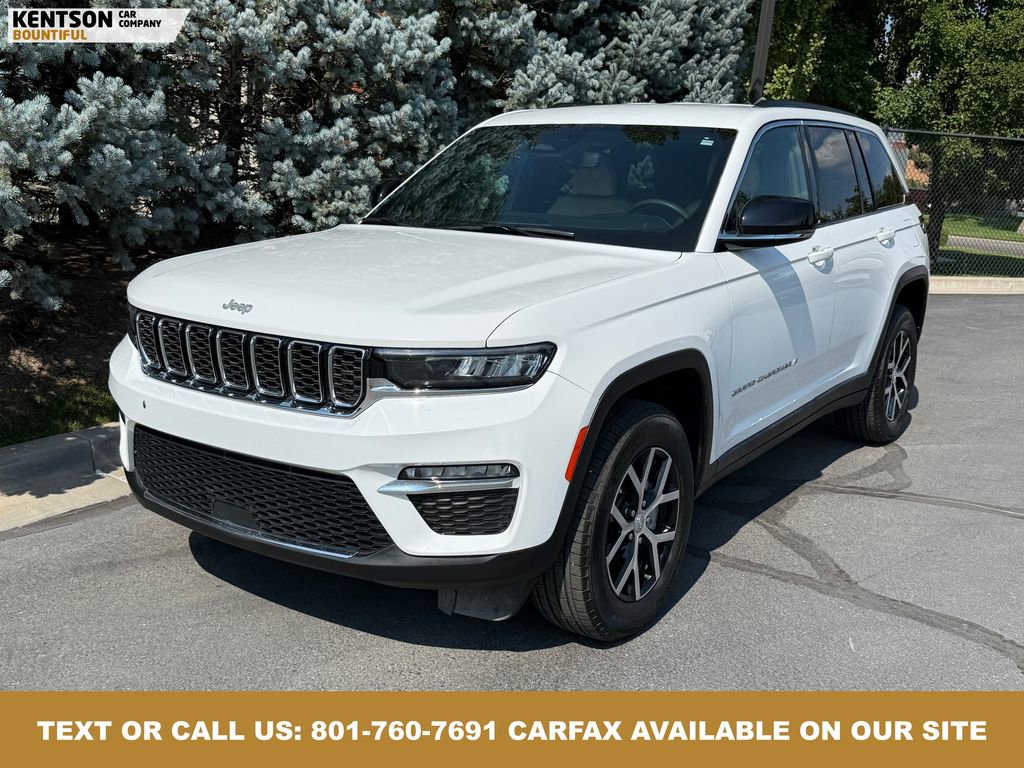 Used 2024 Jeep Grand Cherokee Limited image 2