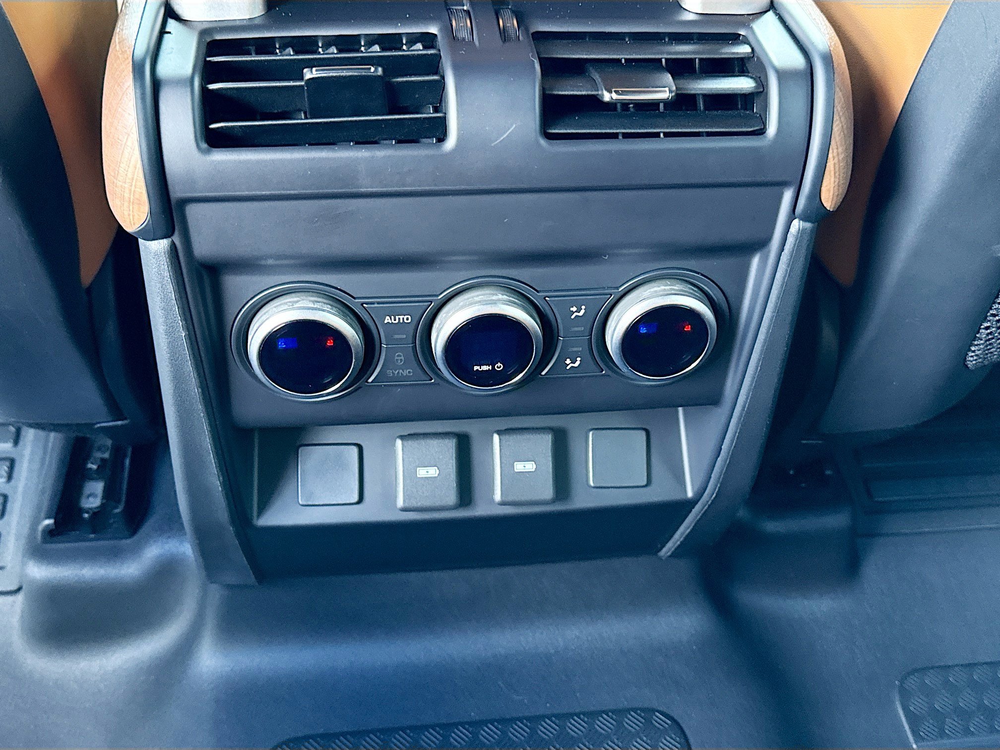 Used 2024 Land Rover Defender 130 S AWD/4WD image 19