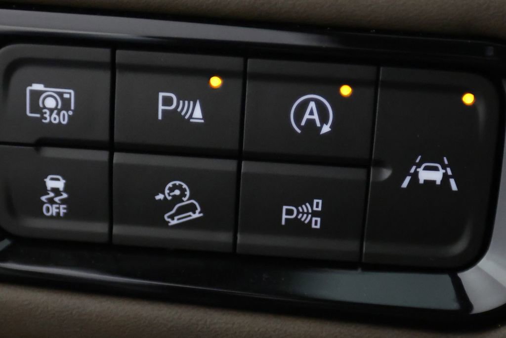 Used 2026 GMC Yukon XL Denali Ultimate image 28