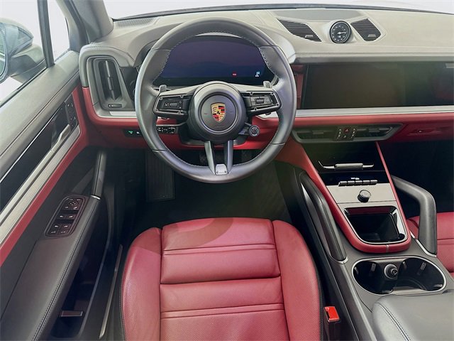 Used 2024 Porsche Cayenne w/ Sport Chrono Package image 7
