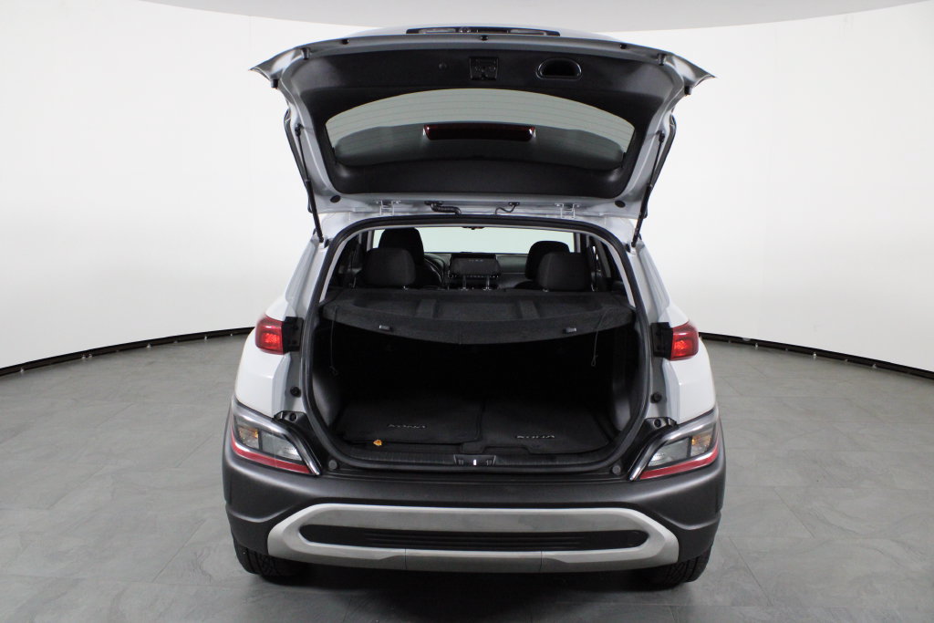 Certified 2023 Hyundai Kona SEL w/ Convenience Package FWD image 17