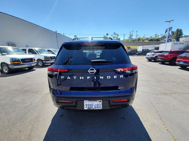 Used 2022 Nissan Pathfinder SV image 7
