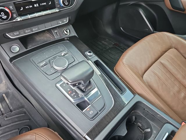 Used 2019 Audi Q5 2.0T Premium w/ Convenience Package AWD/4WD image 30
