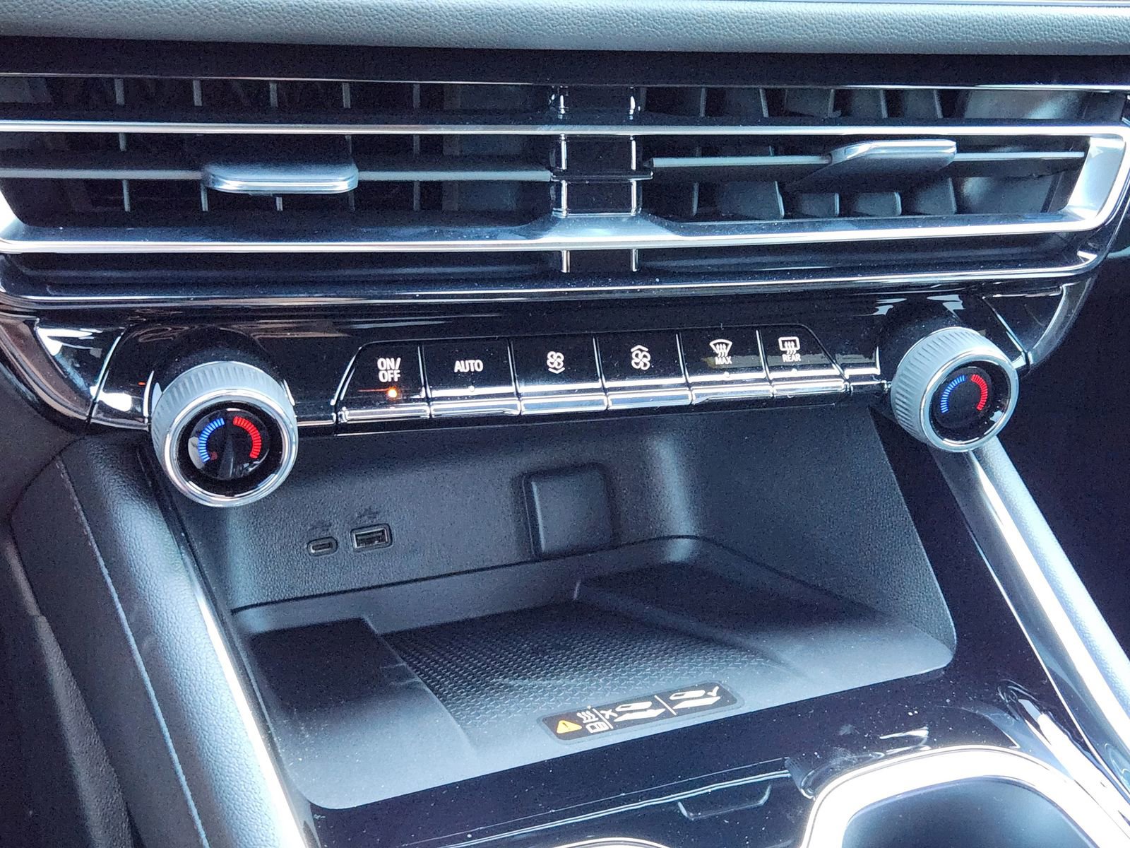 New 2026 Chevrolet Traverse Z71 image 19