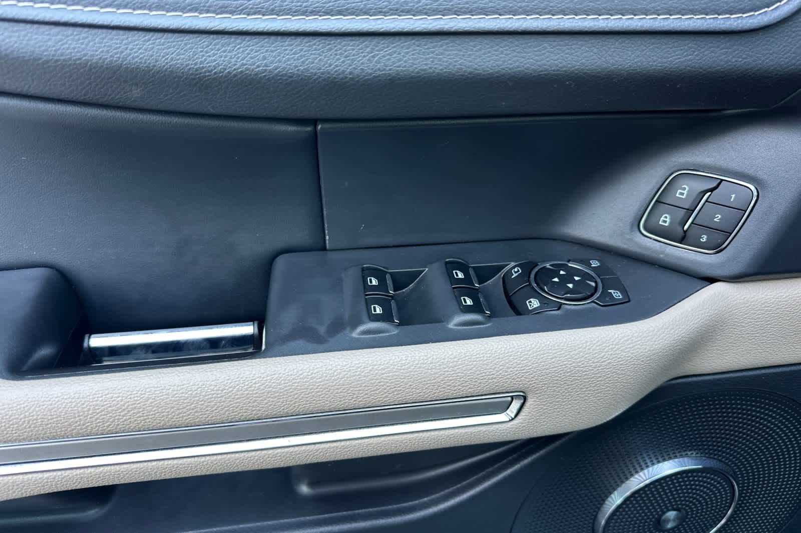 Used 2024 Ford Expedition Max Limited image 13