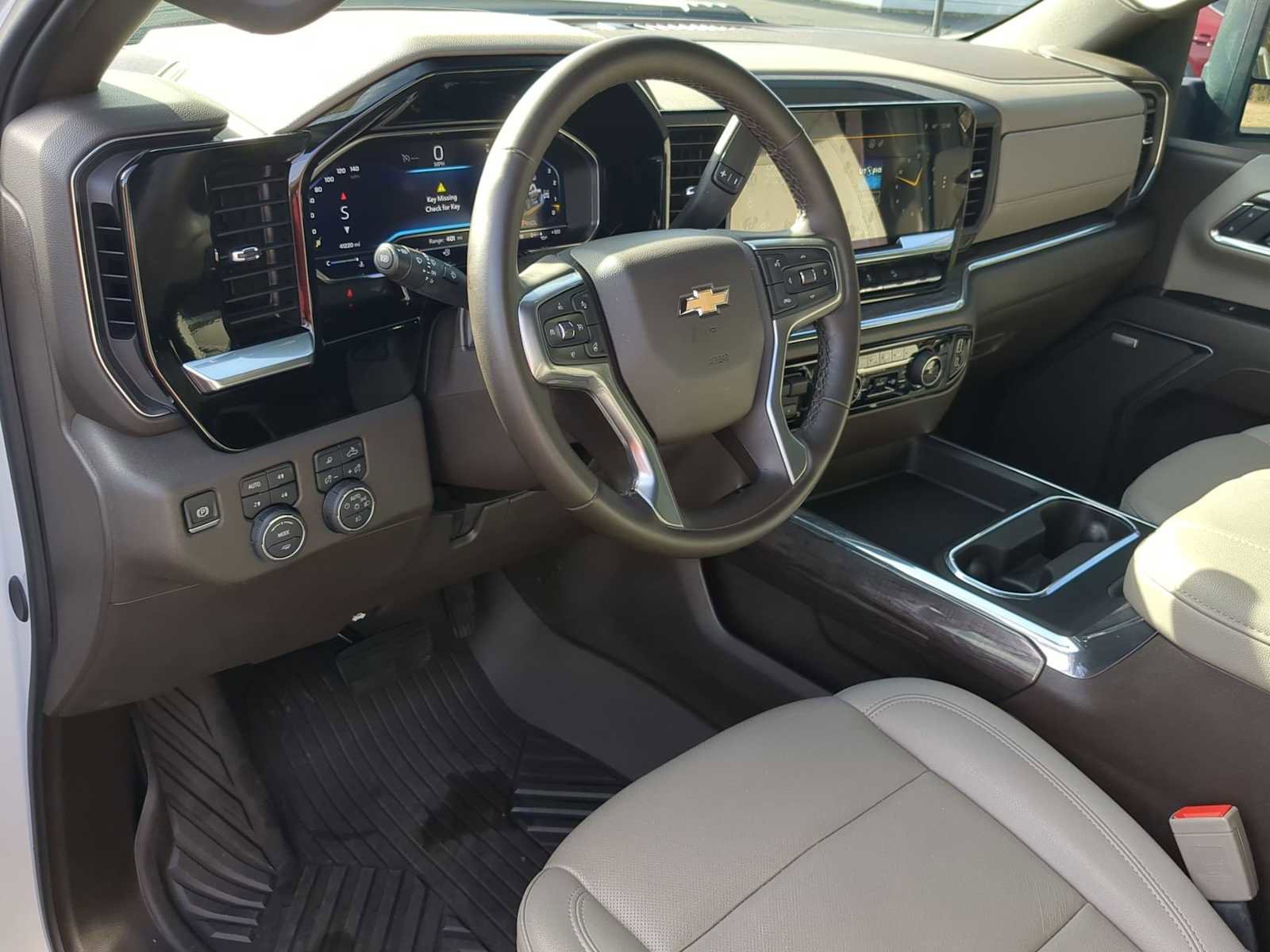 Used 2024 Chevrolet Silverado 2500 LTZ w/ LTZ Plus Package image 15