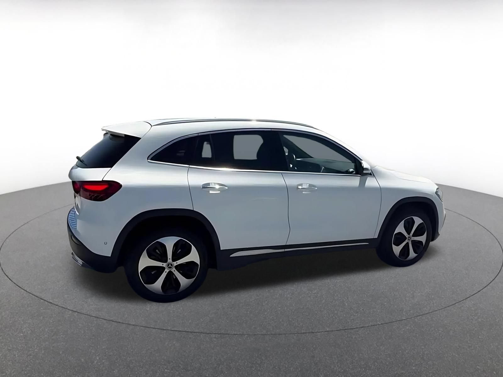 Used 2025 Mercedes-Benz GLA 250 image 15