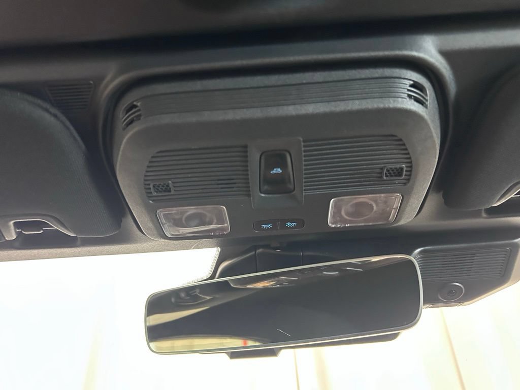 Used 2025 Ford Mustang Premium RWD image 17