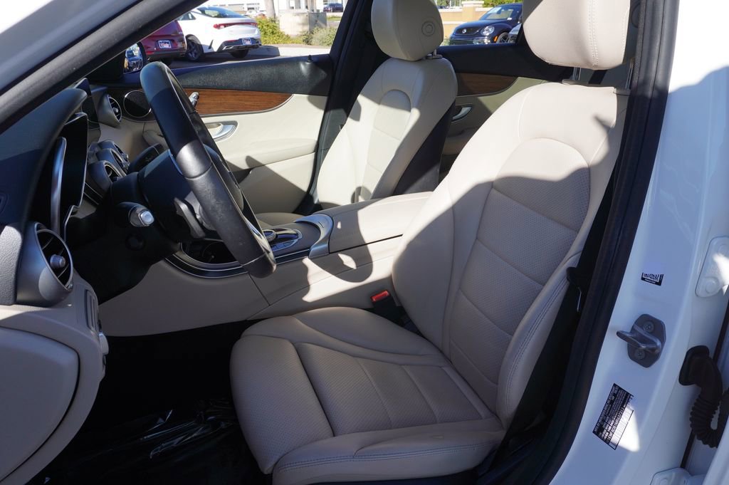Used 2021 Mercedes-Benz C 300 Sedan image 14