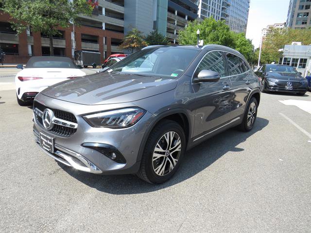 Used 2025 Mercedes-Benz GLA 250 4MATIC image 1