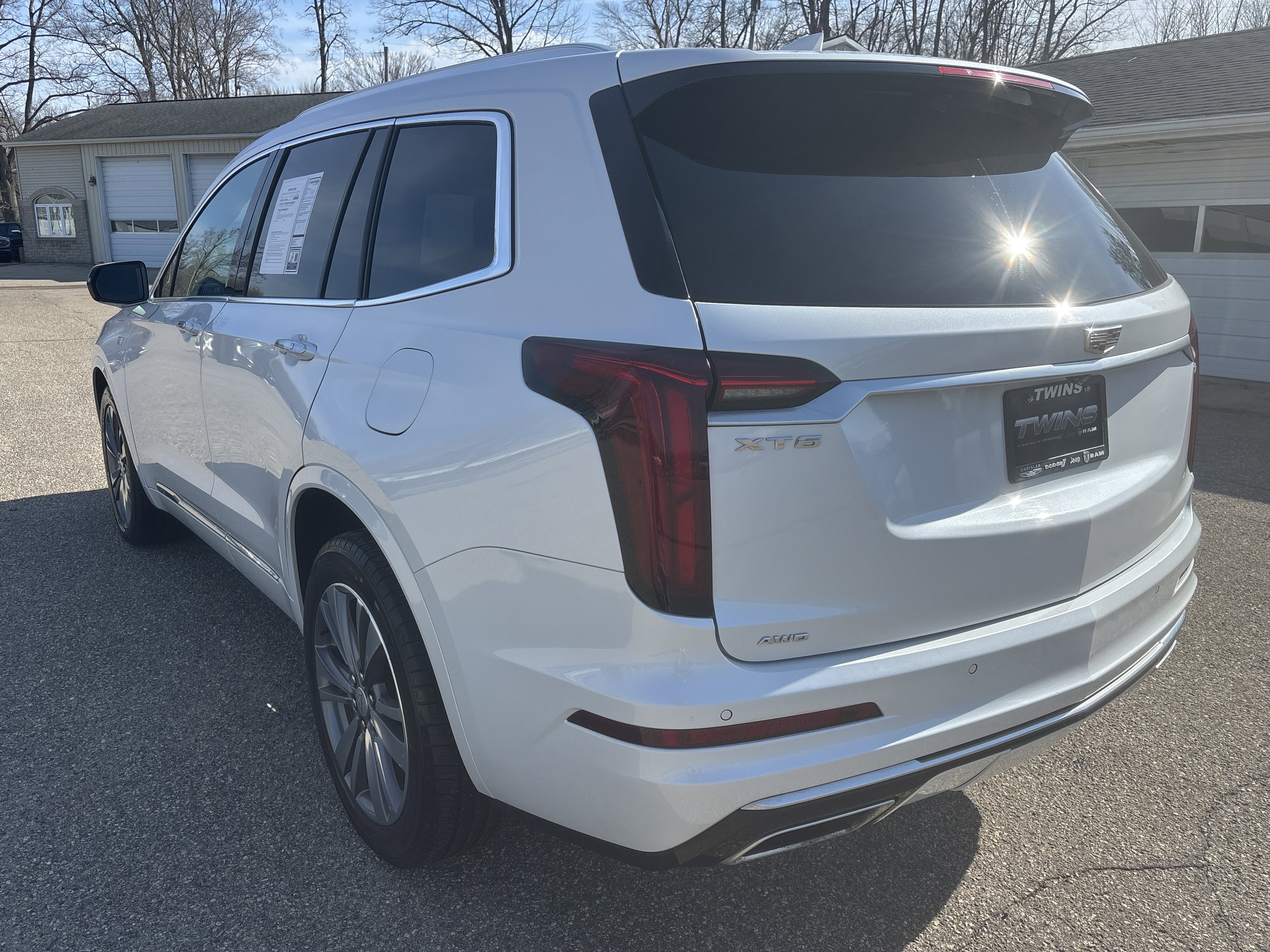 Used 2021 Cadillac XT6 Premium Luxury AWD/4WD image 11