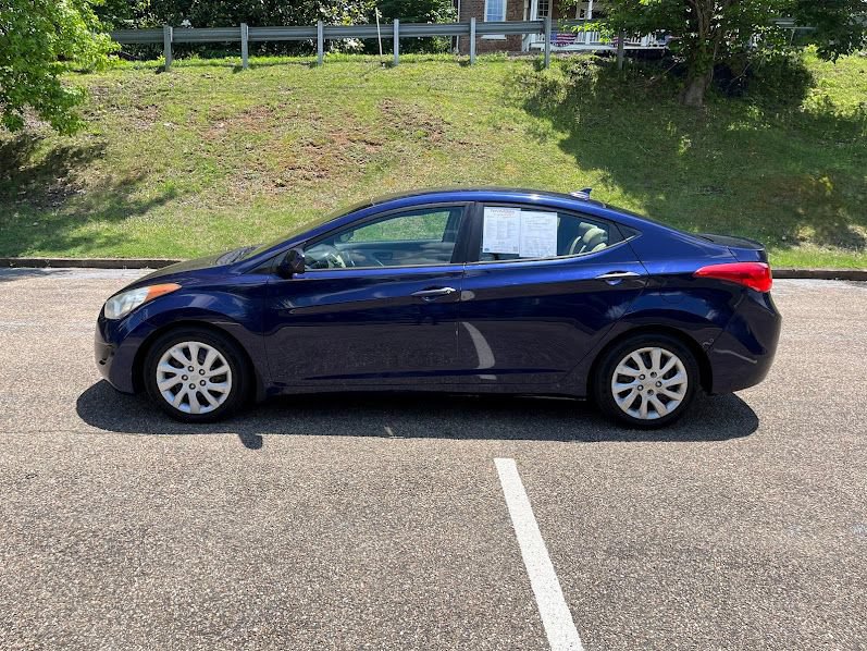 Used 2013 Hyundai Elantra GLS FWD image 23