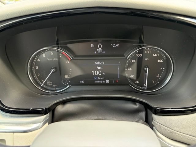 Used 2020 Cadillac XT5 Premium Luxury w/ LPO, Floor Liner Package AWD/4WD image 19