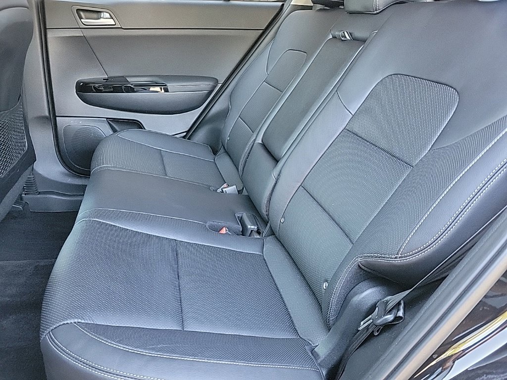 Used 2021 Kia Sportage EX w/ EX Technology Package AWD/4WD image 13