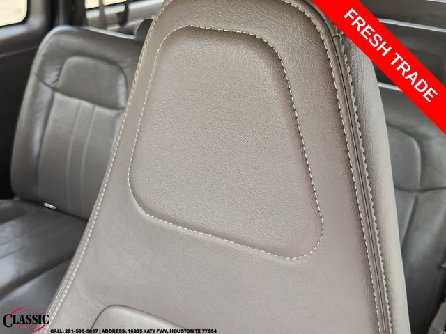 Used 2025 Chevrolet Express 3500 LS RWD image 24