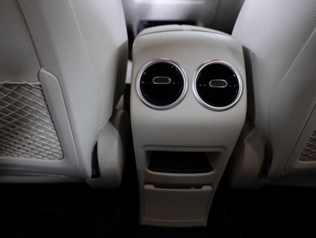 Certified 2026 Mercedes-Benz GLA 250 4MATIC image 32