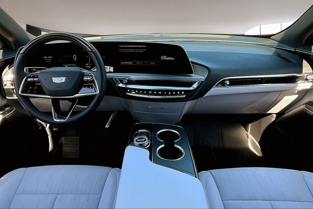 New 2026 Cadillac Lyriq Luxury image 5