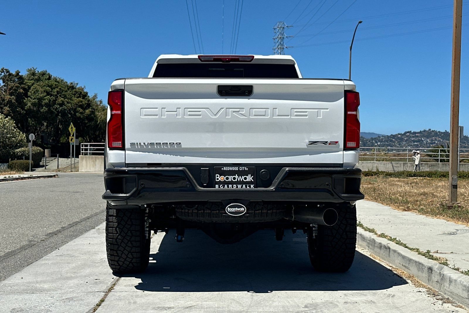 New 2026 Chevrolet Silverado 2500 ZR2 w/ LPO, Dark Essentials Package AWD/4WD image 5
