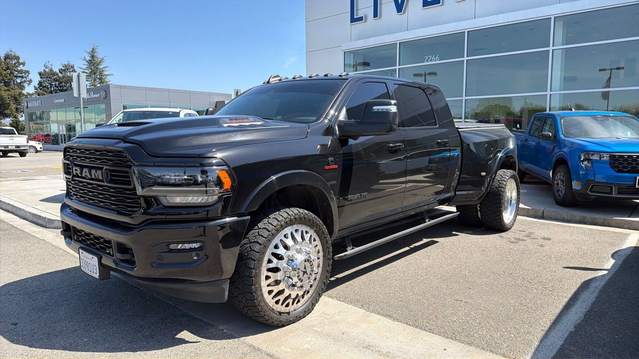 Used 2023 RAM 3500 Limited AWD/4WD image 1