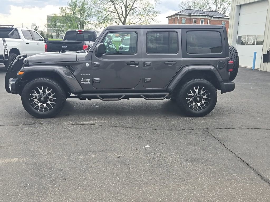 Used 2018 Jeep Wrangler Unlimited Sahara w/ Cold Weather Group image 4