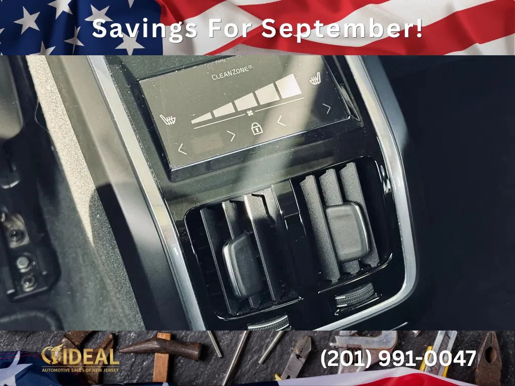 Used 2023 Volvo S90 B6 Plus AWD/4WD image 15