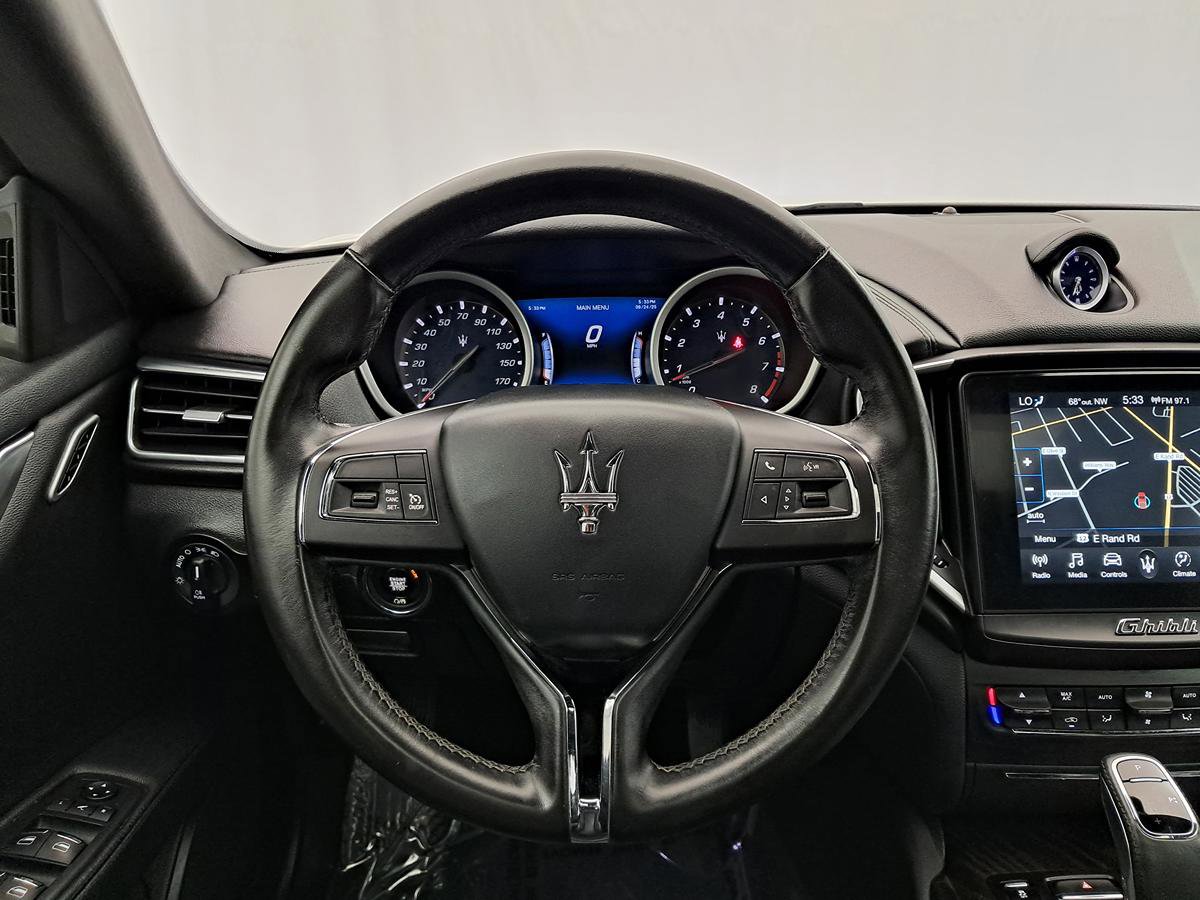 Used 2019 Maserati Ghibli S Q4 AWD/4WD image 9